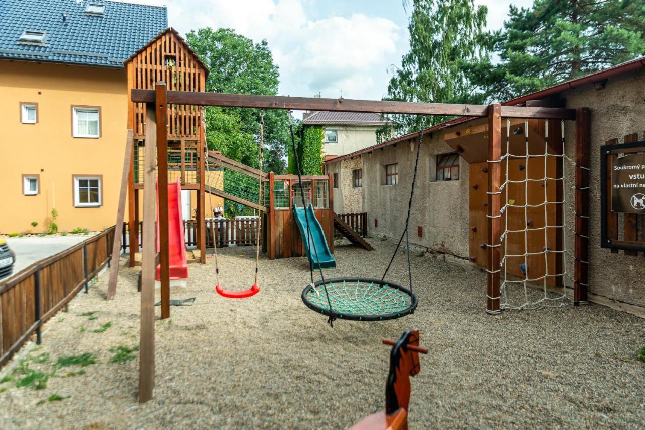 Penzion La Piccolina Nový Bor Esterno foto